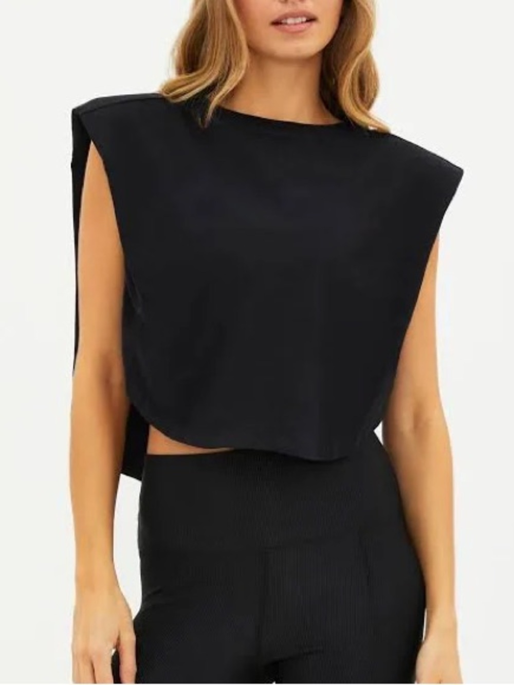 Beach Riot Dunes Muscle Cropped Tank Tee Black Boxy Loose Fit Padded Shoulders L
